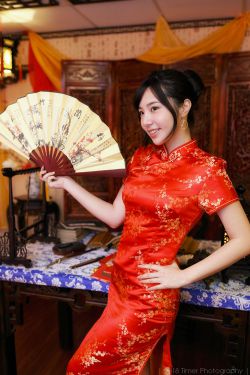 一处桃源千人品两片红唇万客来